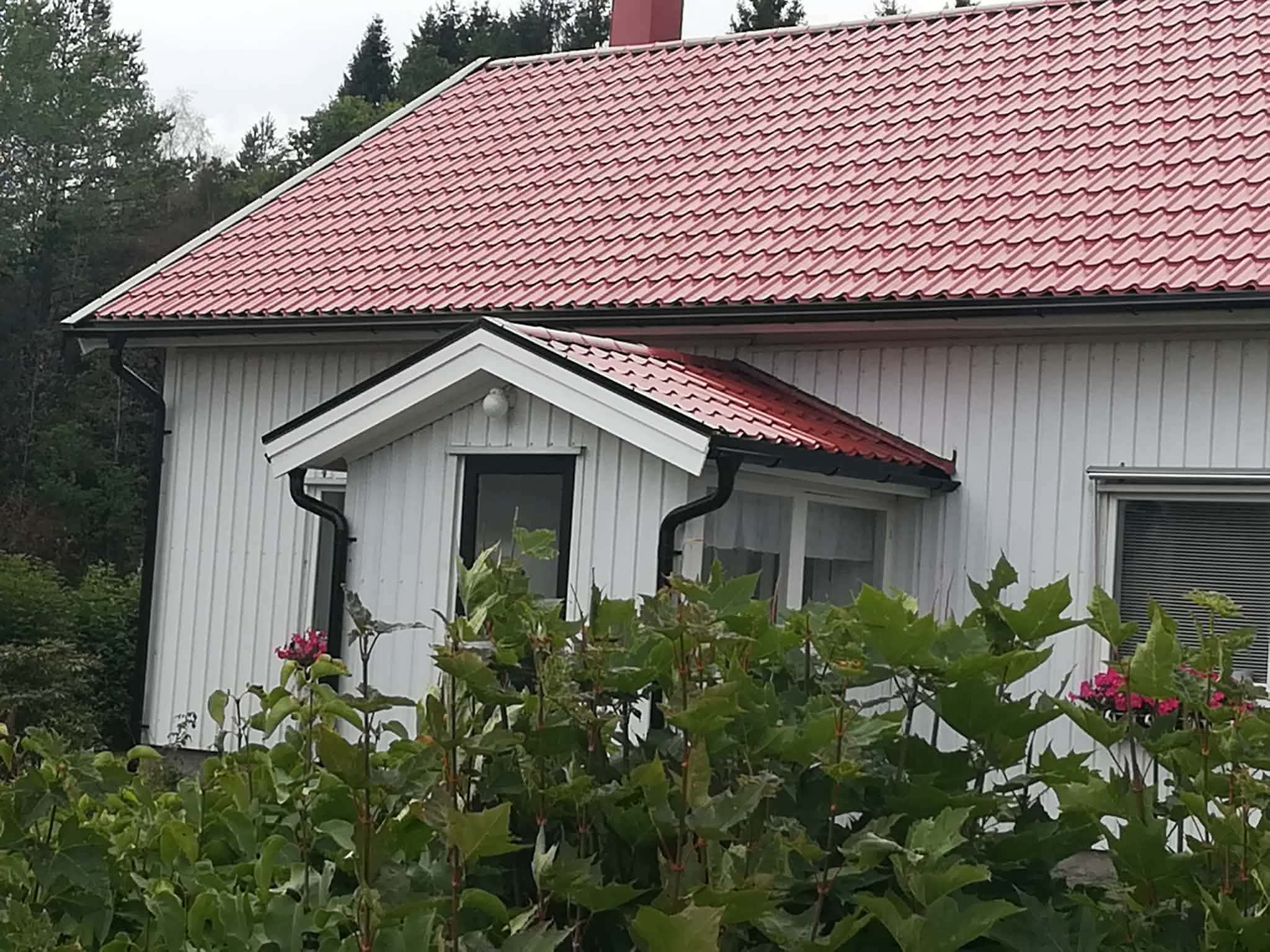 Naujas čerpių stogas ir latakų sistema